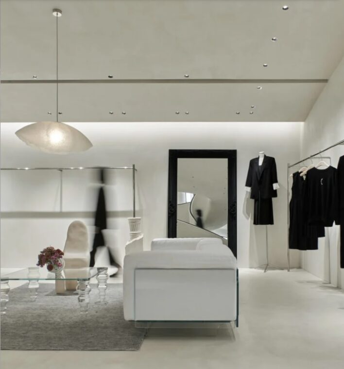 Mao-Space-Store-–-Progetto-One-Fine-Glas-Italia-2