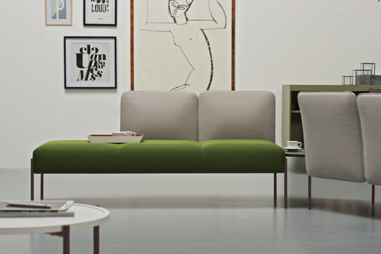 05S_Estel_ComfortRelax_Sofa-Armchair_Dolly-Chat-scaled