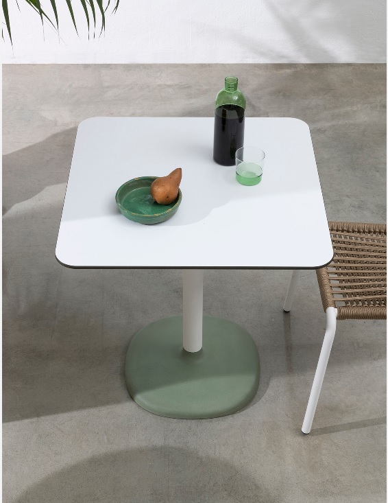 Fonda-table-b-line